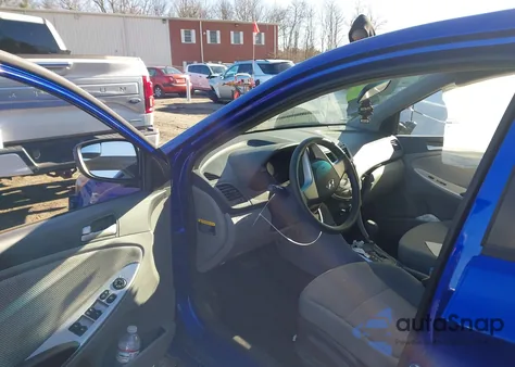 2014 Hyundai Accent Gls z USA, uszkodzony, nr VIN KMHCT4AE5EU758806